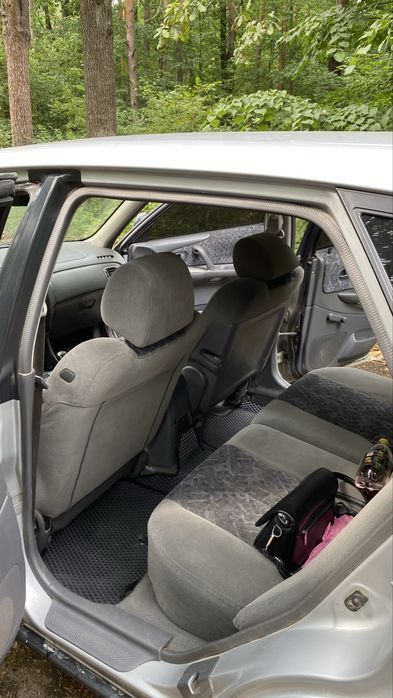 Продам MAZDA 323f