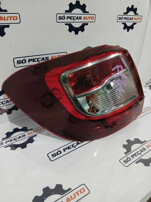 FAROLIM ESQUERDO BRANCA DACIA SANDERO STEPWAY 0.9TCE ANO: 2014