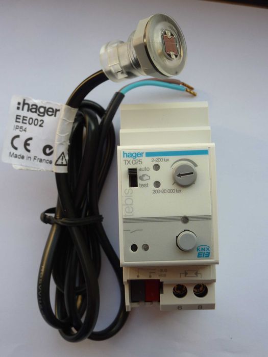 KNX- Interruptor e sonda crepuscular Hager RX025 + EE002