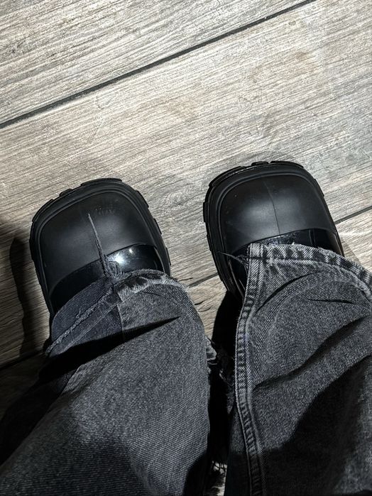 резинові сапоги чорні/ гумові чоботи (не zara, не hunter)