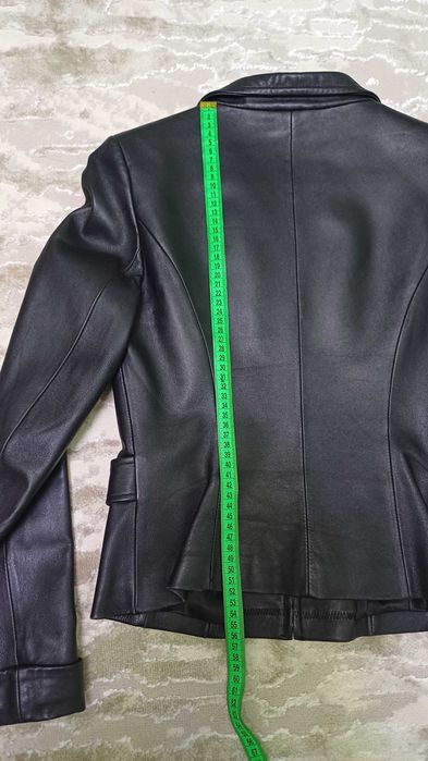 Продам шкіряну куртку