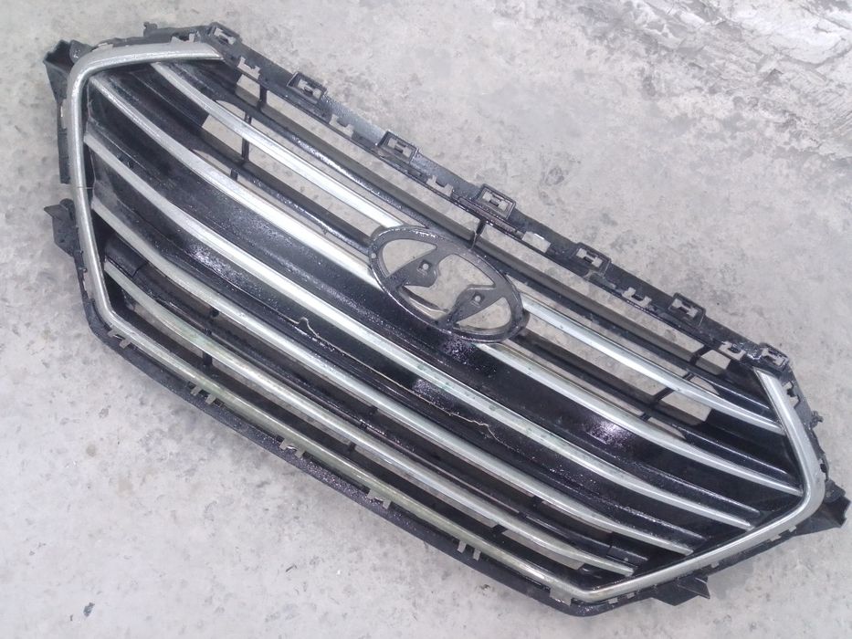 Решетка радиатора елантра