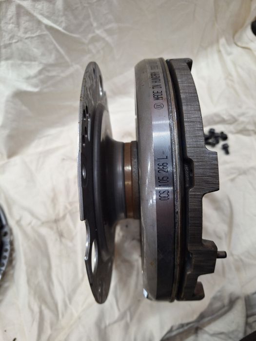 Koło dwmasowe sprzęgło tarcz 0CS105266L