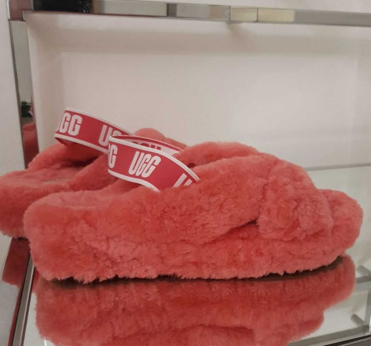 Модные женские сандалии из натуральног меха "UGG" оригинал.