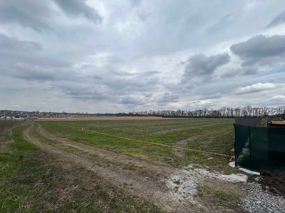 (7) Продаж ділянки під будівництво в Тяжилові (8813)