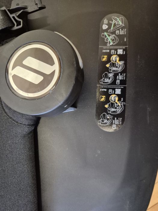 Avionaut Pixel fotelik 0-13 kg z bazą Isofix Black