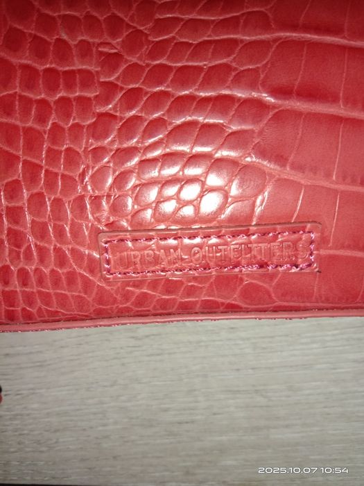 Сумочка Urban Outfitters