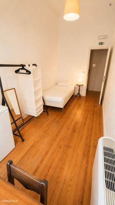 Quarto - localizado em Baixa Lisbon