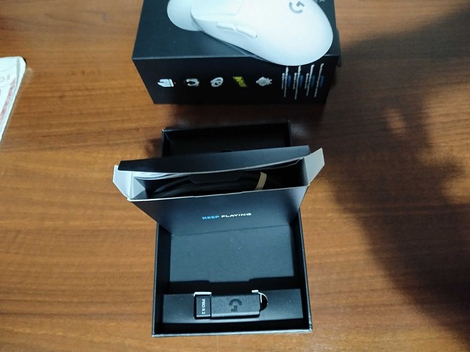 Rato Logitech G Pro X Superlight 2 Wireless Branco - Novo