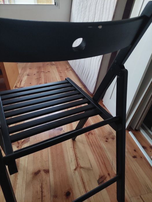 2 Duas Cadeiras ikea dobráveis madeira