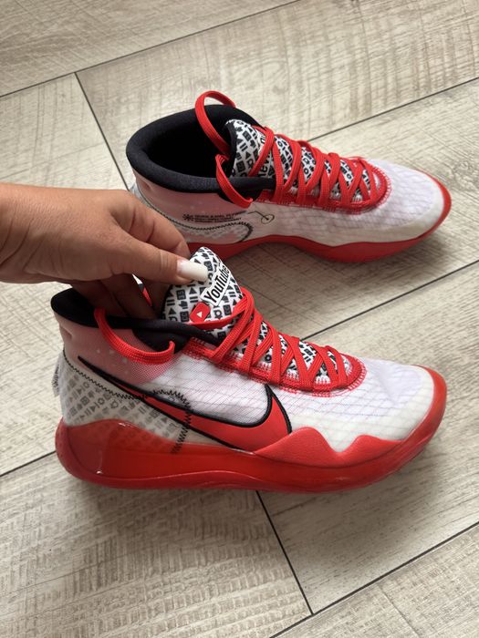 Nike Zoom KD 12 ( 42 р ) 26.5 см