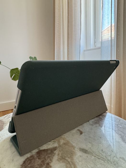 iPad Air 2 com capa