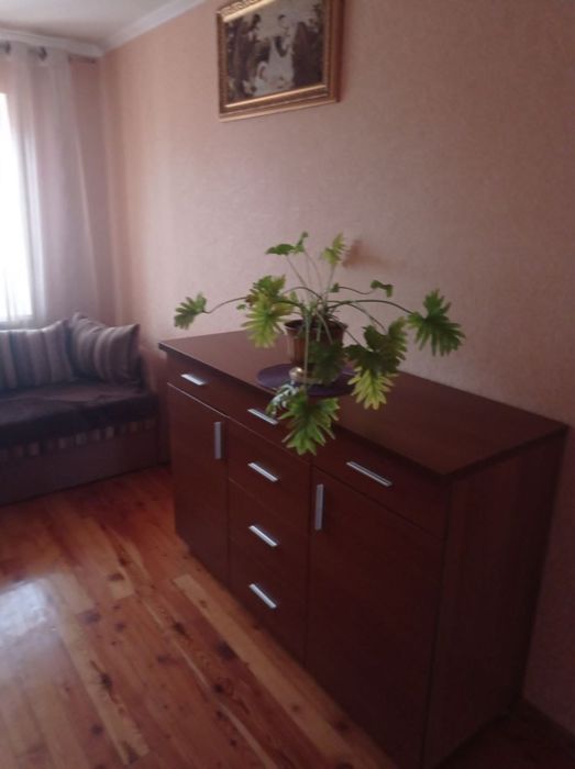 Продаж 3ох кімнатноі квартири в м. Стрий . Торг.Євроремонт.