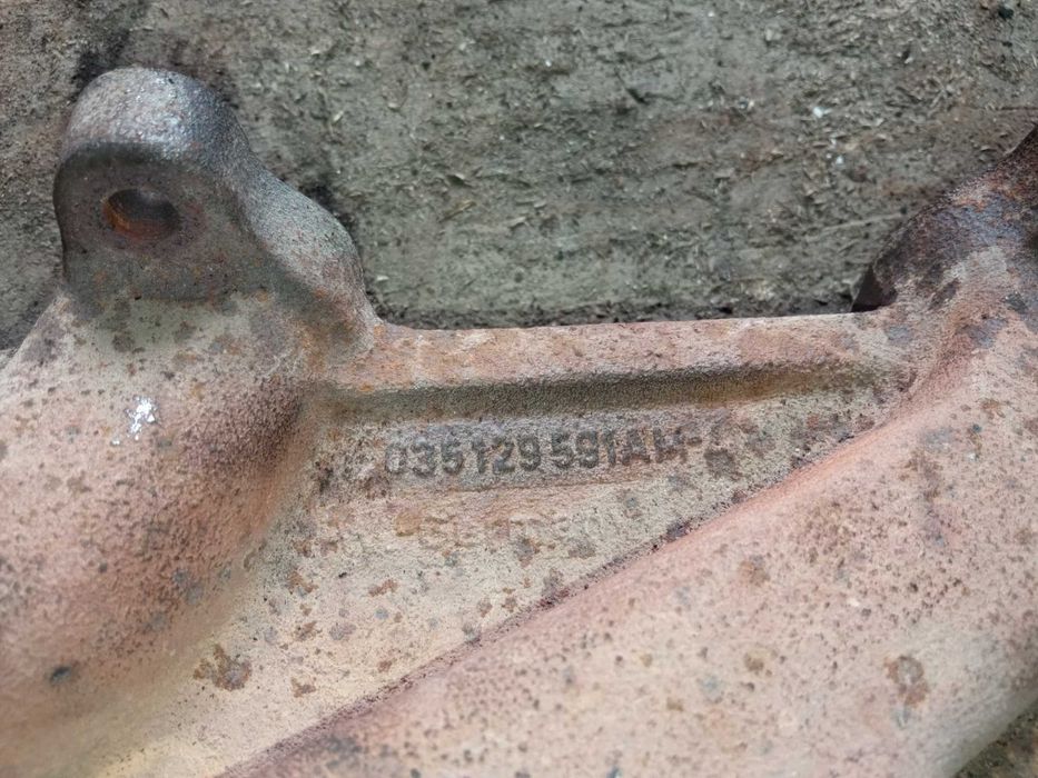 Колектор випускний коллектор випуск Audi 100 C3 82-91  035129591AM