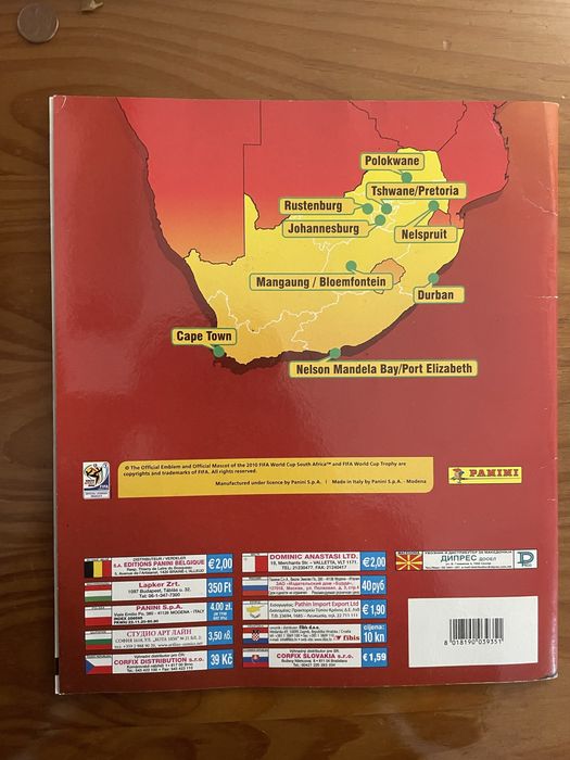 Cadernetas mundial 2022 e 2010