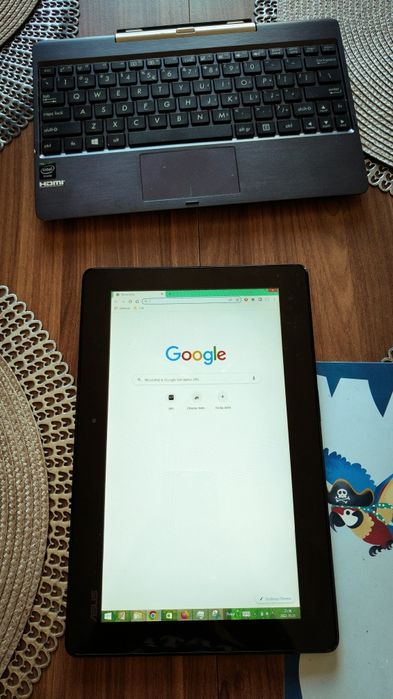 ASUS Transformer T100TA Z3740/2GB/32+500/Win8.1+st.dok - stan wzorowy