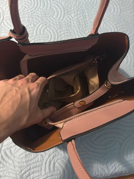 Mala Senhora rosa c/bolsas