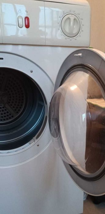 Máquina de Secar Roupa FAGOR – Em bom estado de Conservação