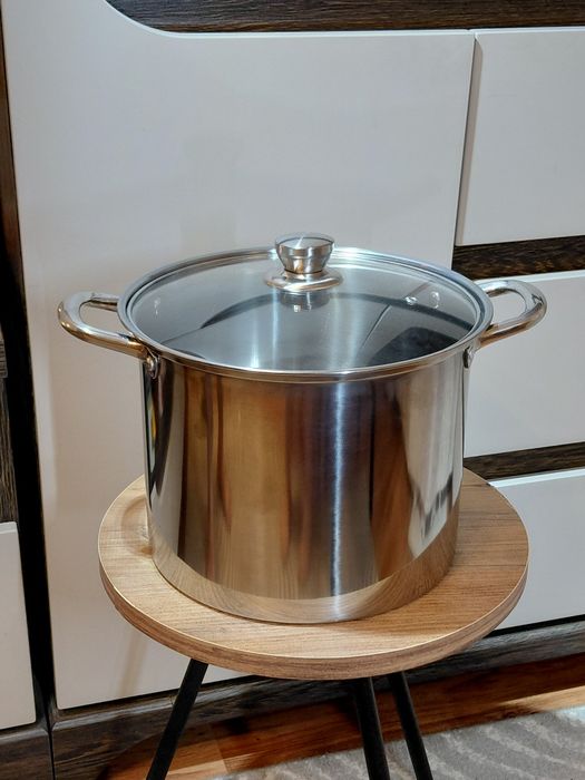 Garnek Stalowy z Pokrywką nowy  7 L