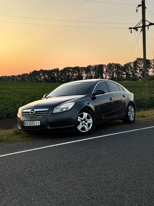 Продам Opel INSIGNIA