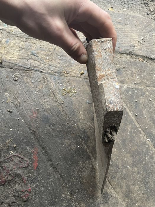 Продам сокиру для робіт по дериву