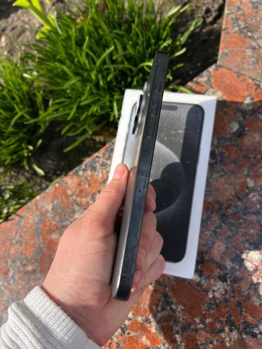 iPhone 15 Pro Max 256GB Black Titanium NEVERLOCK