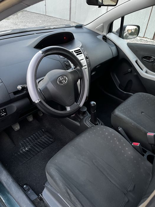 Toyota Yaris 1.0 benzyna