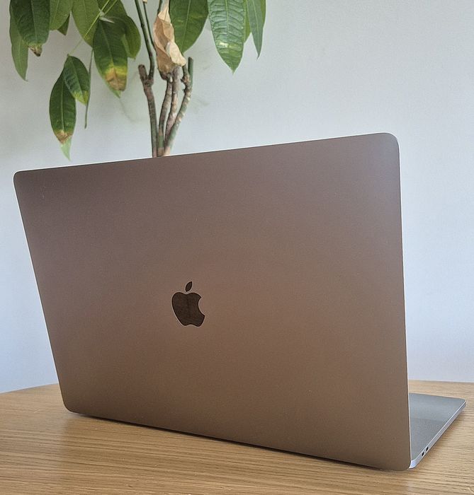 MacBook PRO 15 TouchBar 2019