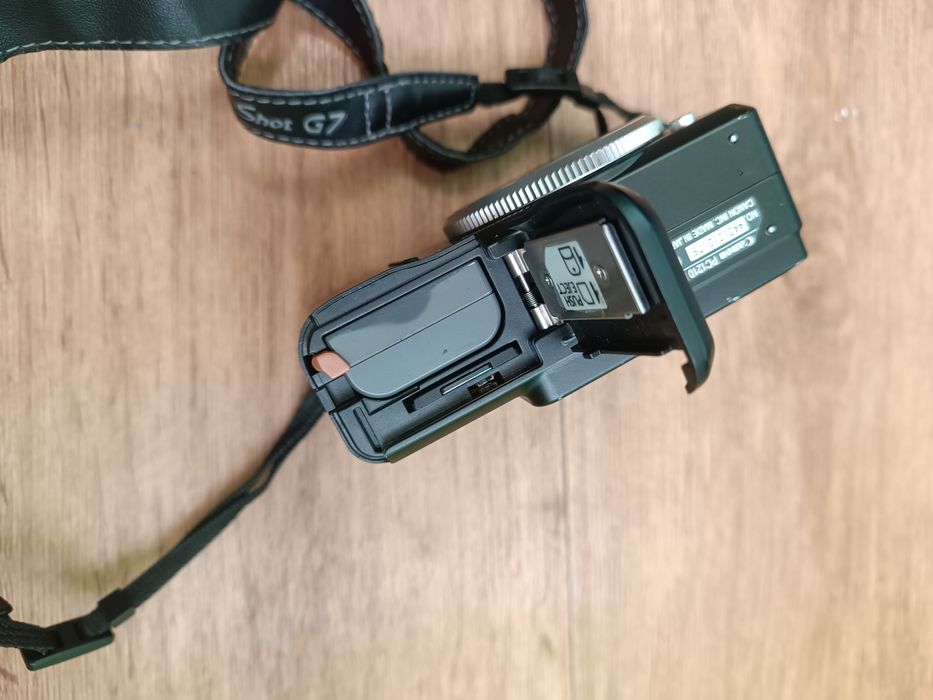 Фотоаппарат Canon pc 1210 DC7 4V