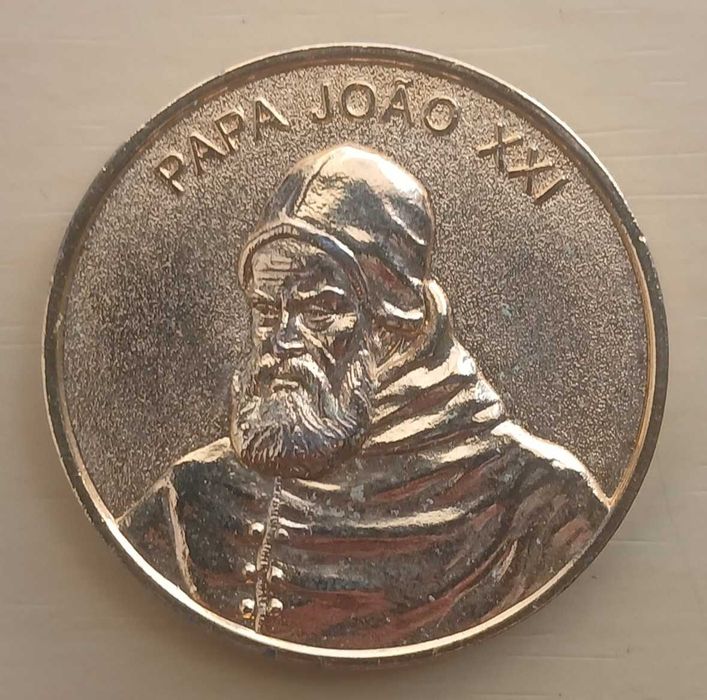 Medalha Papa João XXI e S. Pedro