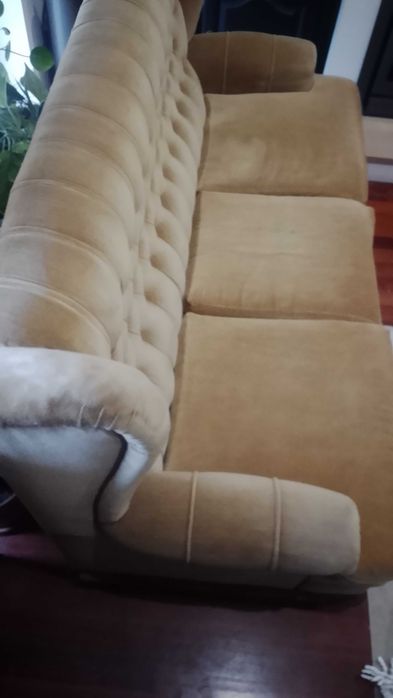 Tudo  -Sofá + 2 poltronas bom estado vintage