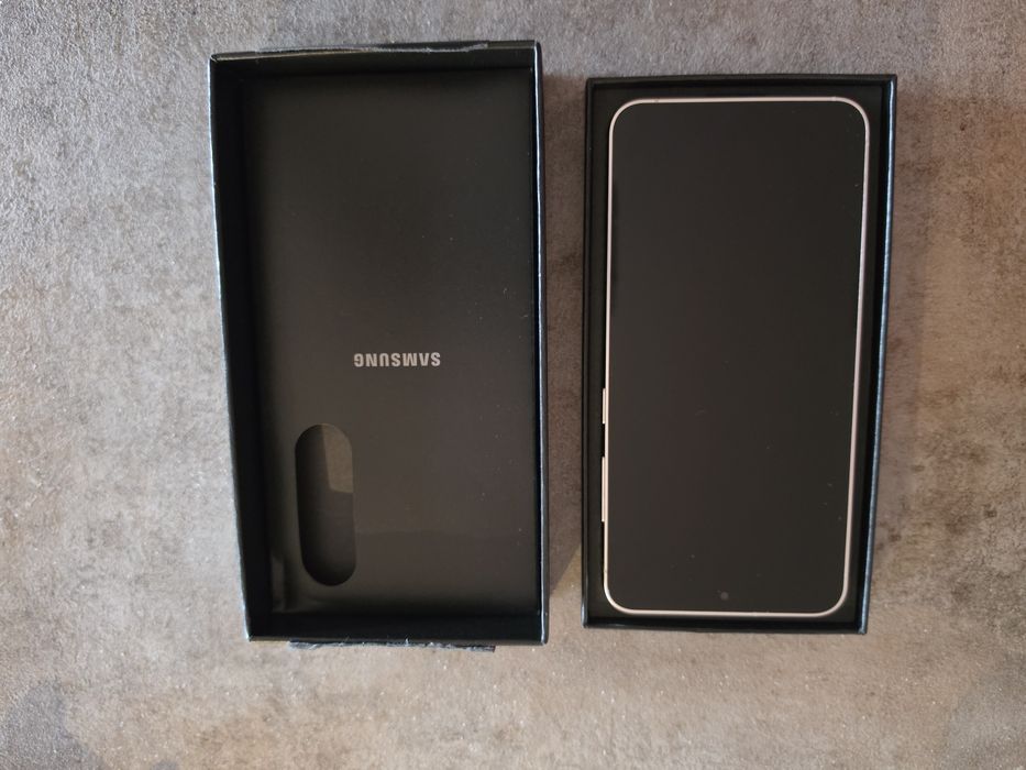 Samsung Galaxy S24
