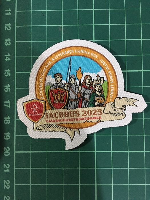 Insignias escutistas variadas