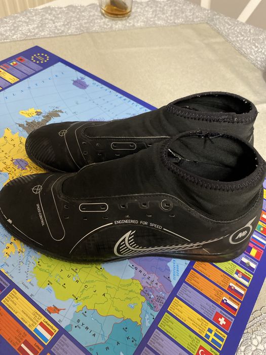 Buty do pilki noznej halowki