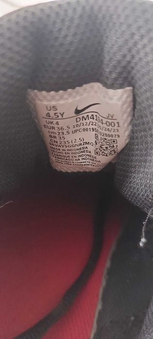 Nike buty do biegania dzieciece roz 36,5