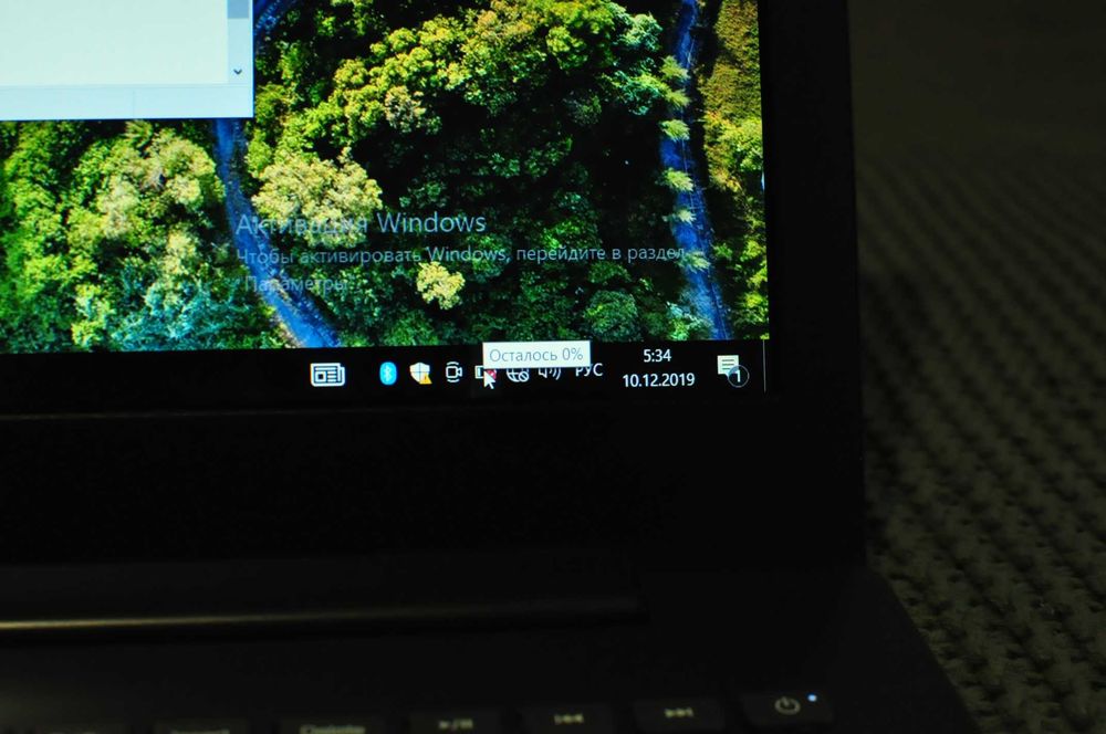 Мощный Ноутбук Lenovo 330 (AMD A9 /4Gb /SSD 256/video 2Gb)