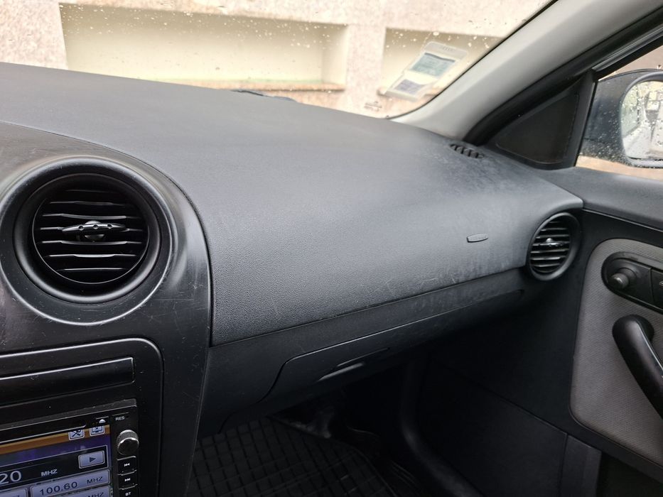 Vendo Seat Ibiza Comercial 6L.