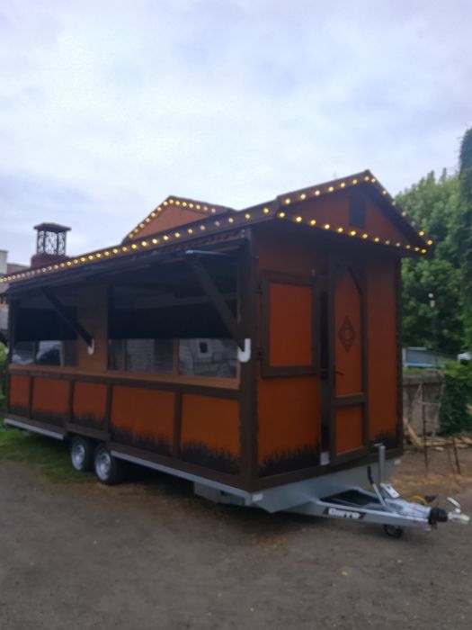 Przyczepą gastronomicznyczna 600x250
