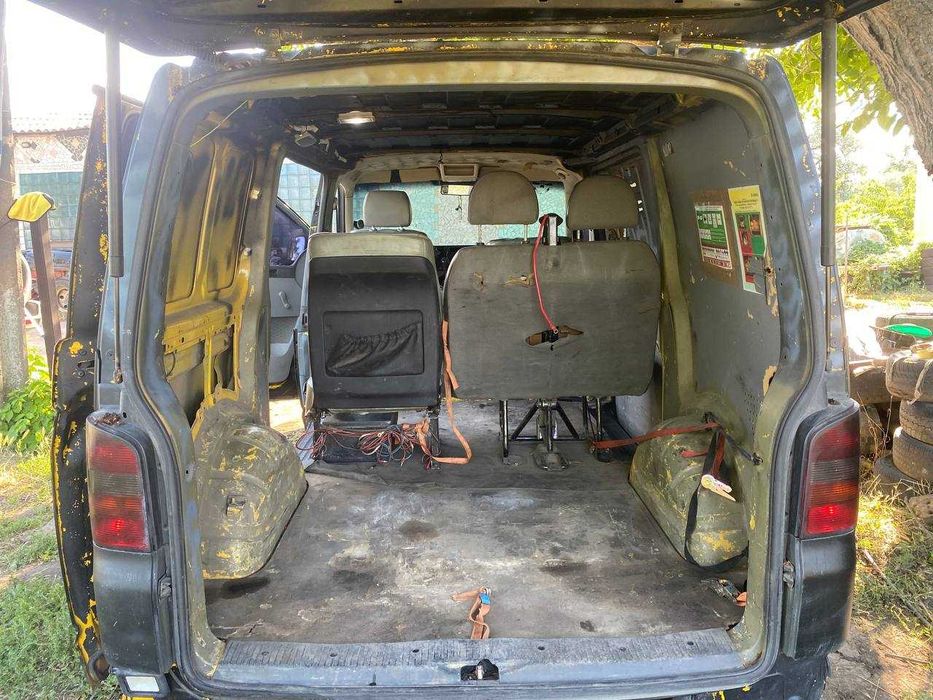 Продаю Volkswagen Transporter T5 2005 1.9 TDI МКПП