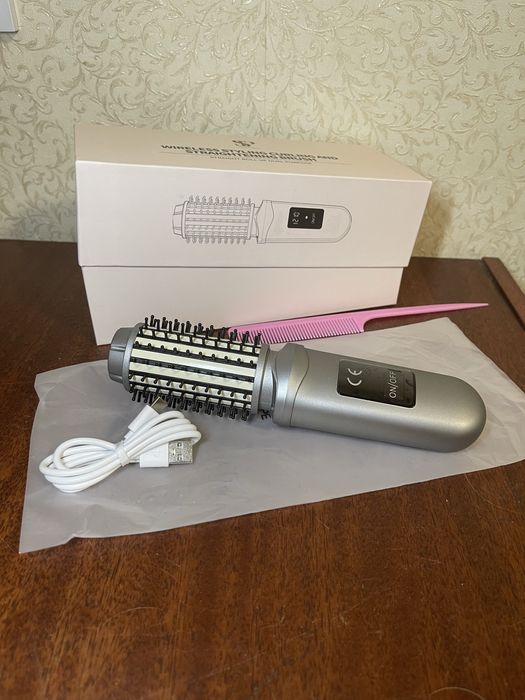 Акумуляторна плойка-щітка