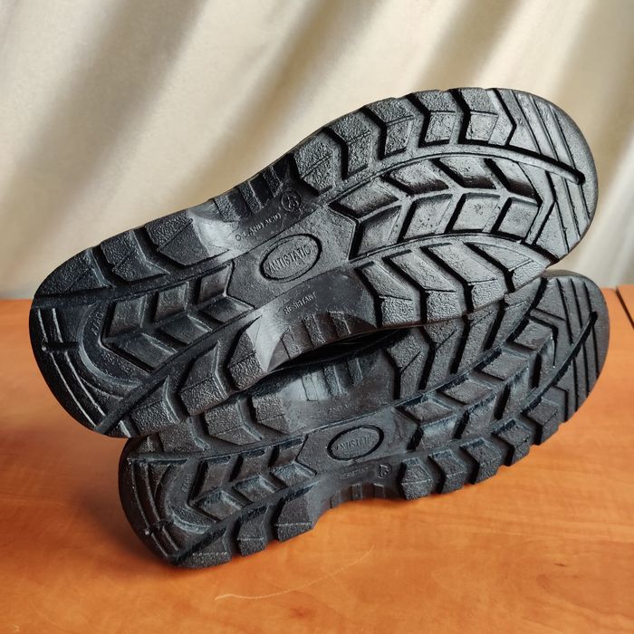 Нове! Робоче взуття черевики Antistatic 43 розмір