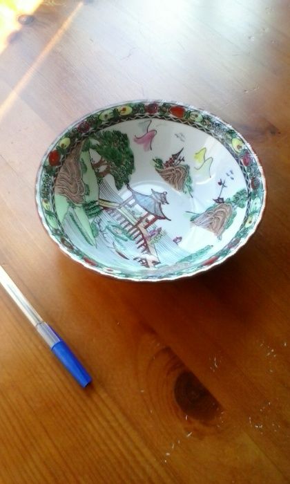 Lote de 2x peças de famílias diferentes - Motivo Oriental / Asiático