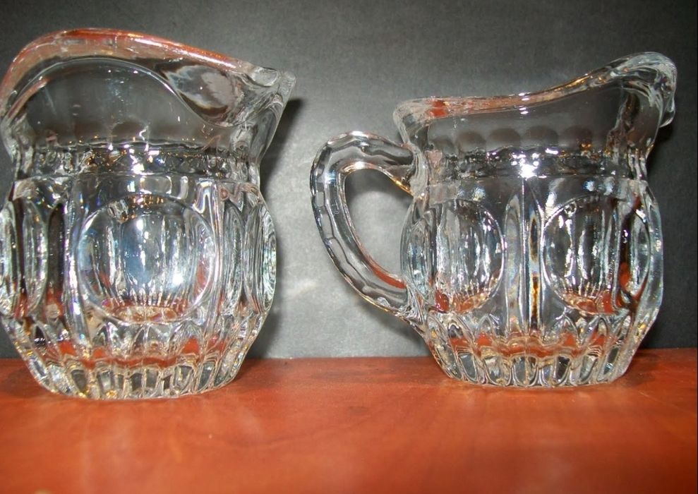 8 sztuk mlecznik dzbanuszek kryształ szkło PRL