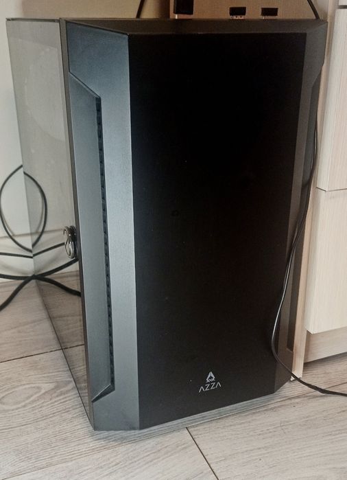 Продам игровой ПК 10400 1070 8Gb