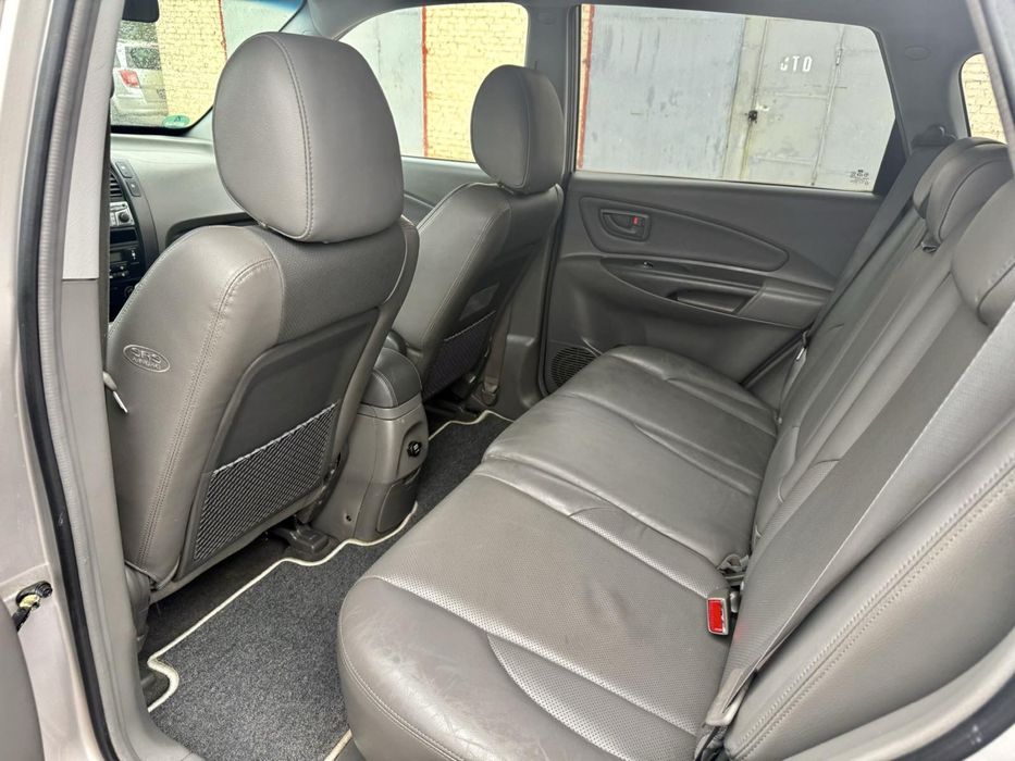 Hyundai Tucson свіжопригнаний , 2.0  Бензин 2006 рік