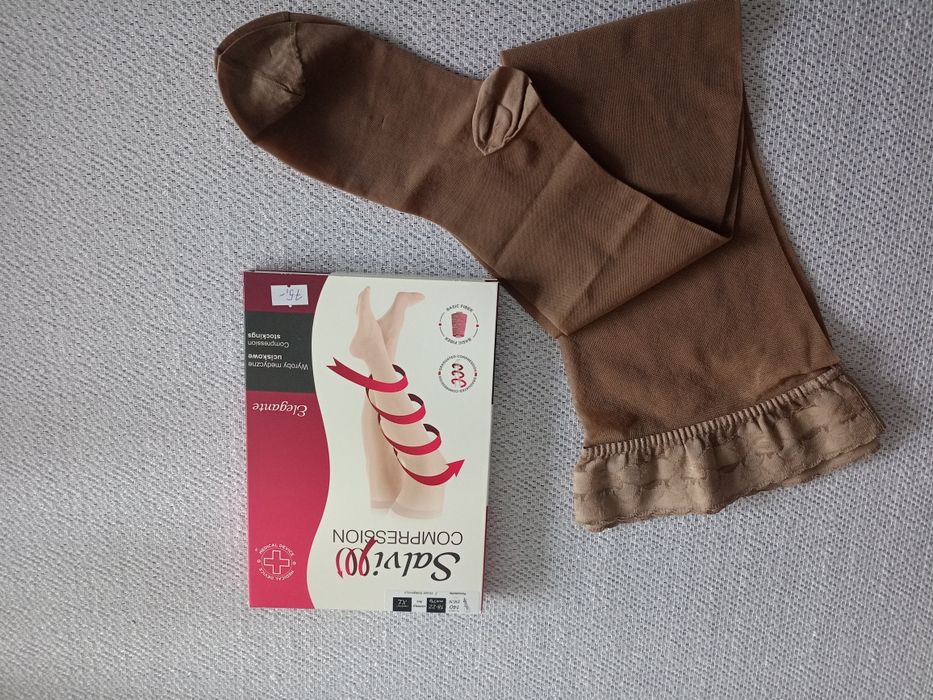 Pończochy samonośne uciskowe