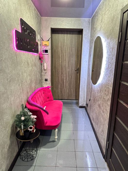 Продам 2-к сталінку в центрі