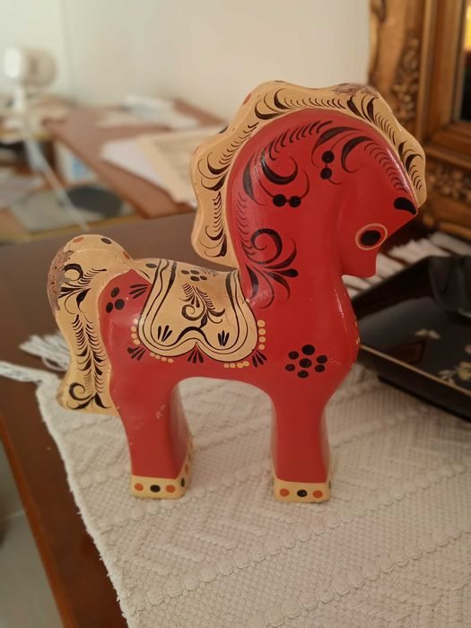Cavalo de arte folclórica