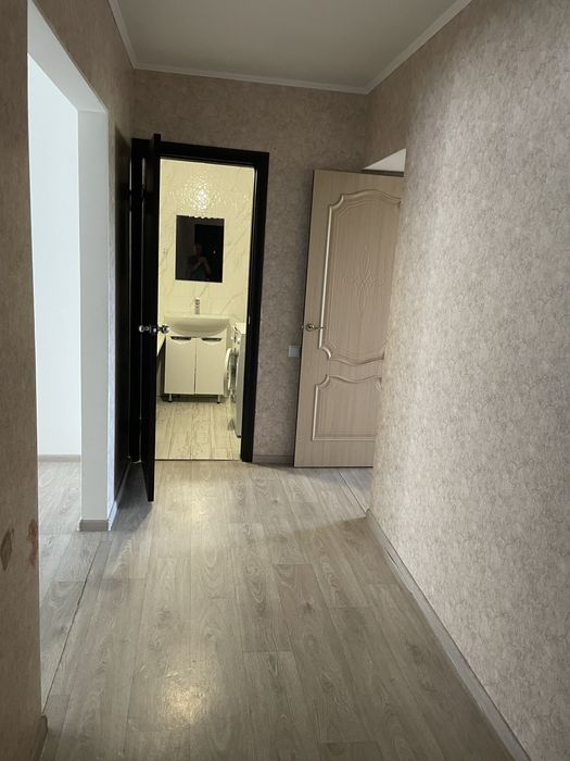 Продам 2-х кімнатну квартиру у новому домі
