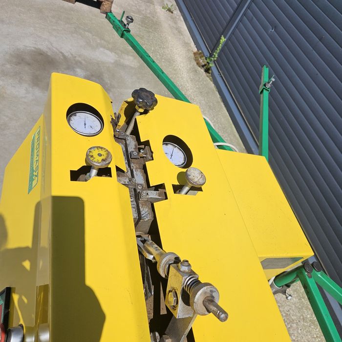 Ostrzarka borazonowa rozwierak automat do pił